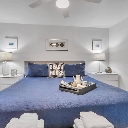 2Bed 1Bath Suite Minutes To Downtown, Beaches, Restaurants, Theaters And More Сарасота Екстериор снимка