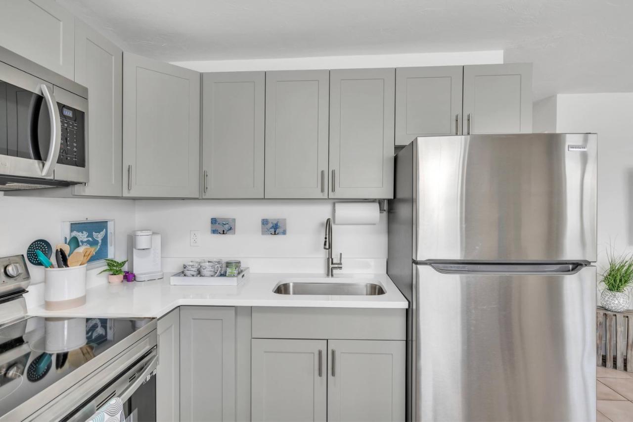 2Bed 1Bath Suite Minutes To Downtown, Beaches, Restaurants, Theaters And More Сарасота Екстериор снимка